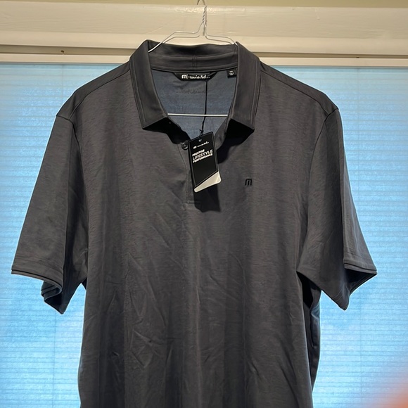NWT XXL Travis Mathew Golf Shirt - Picture 1 of 4